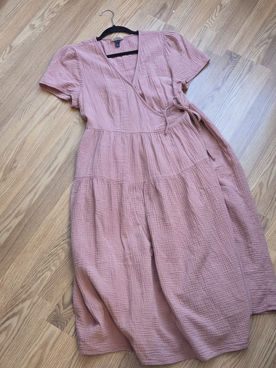 Universal Thread Dresses & Skirts - Universal Thread Dusty Rose Wrap Tiered Midi Dress
